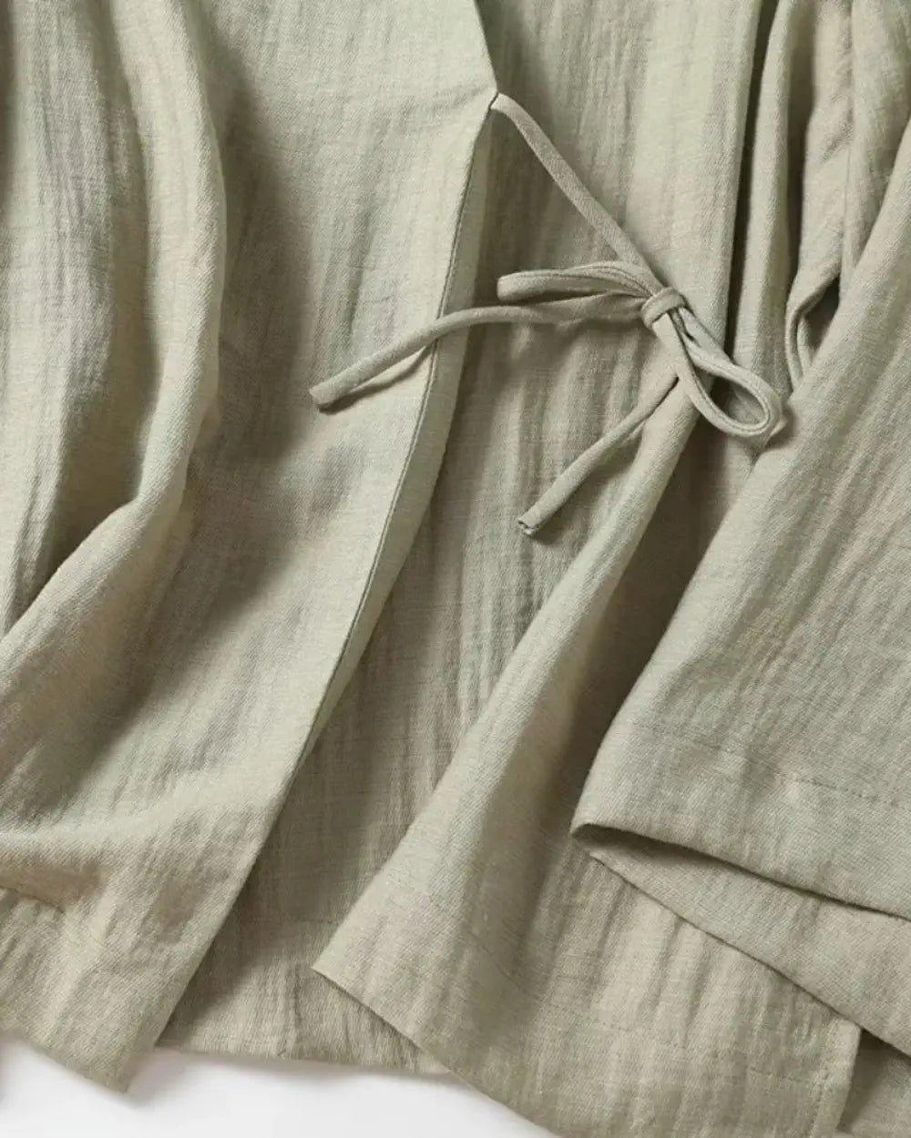 Kimono court japonais femme en lin vert sauge | Aoba