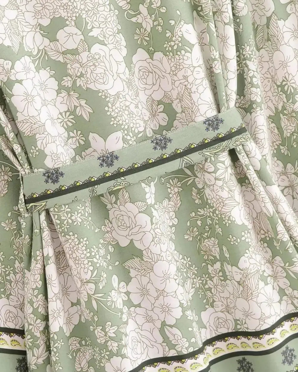 Kimono court femme vert sauge fleuri Wakaba