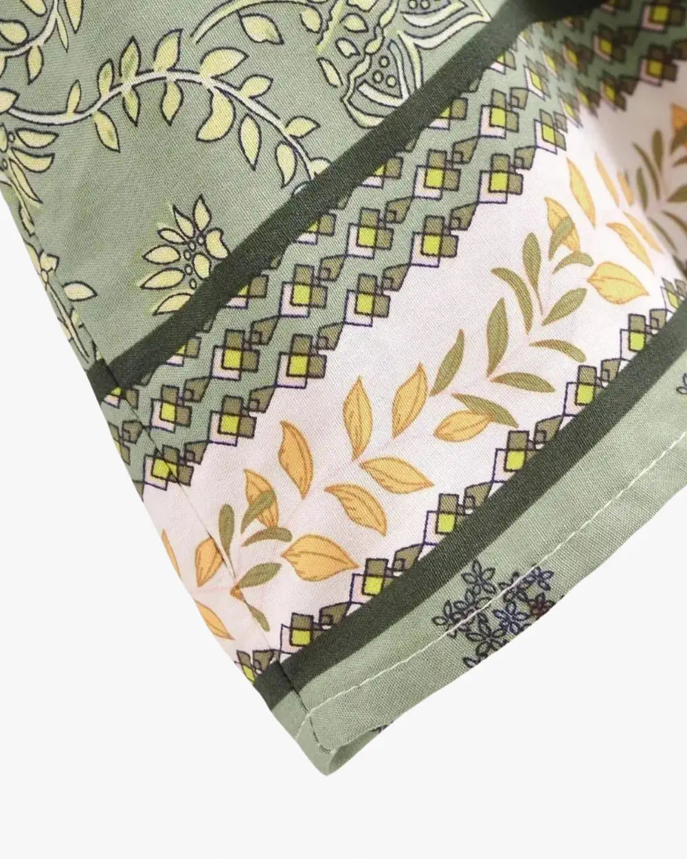 Kimono court femme vert sauge fleuri Wakaba
