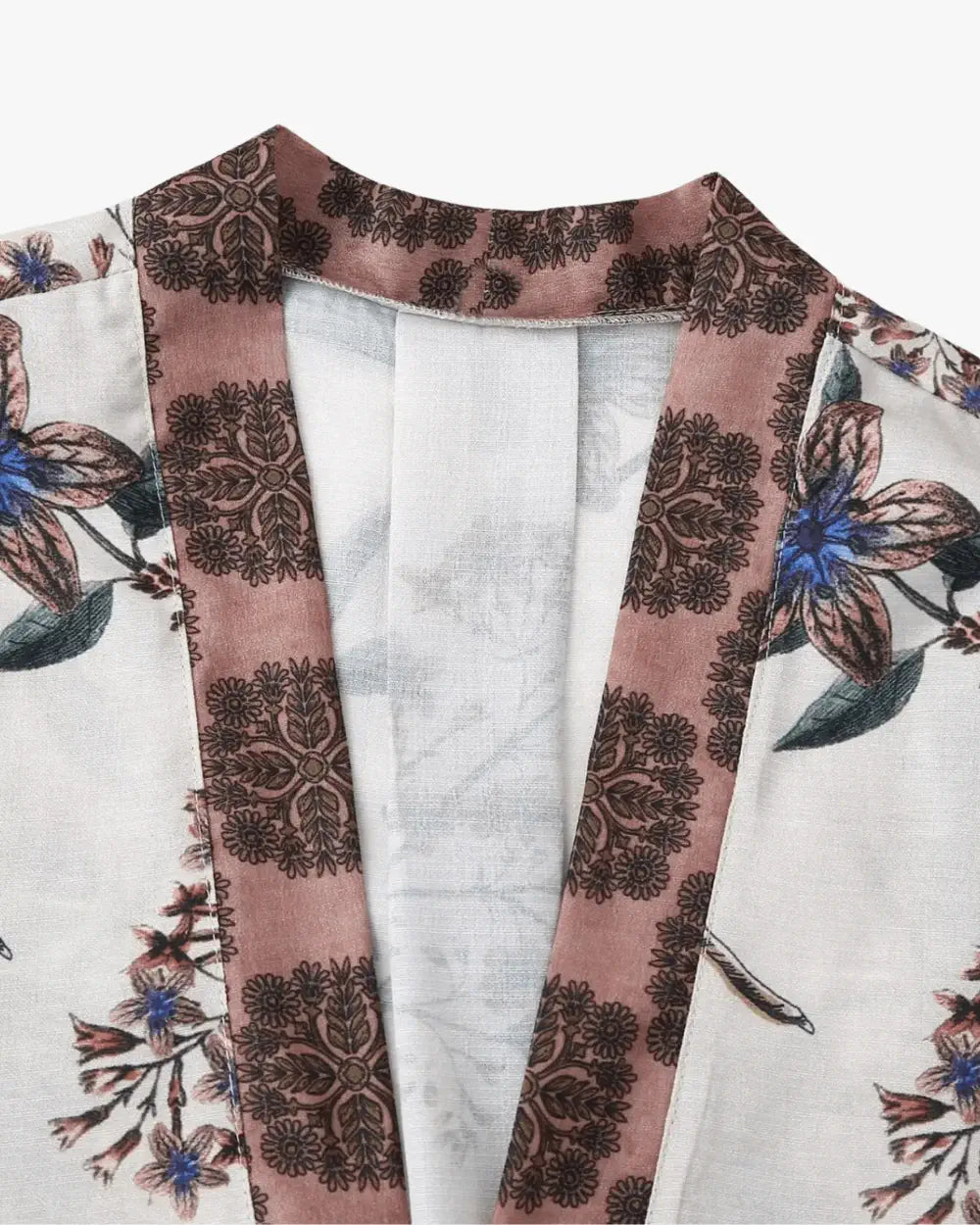 Kimono japonais blanc court motif fleur & animal Hanabira