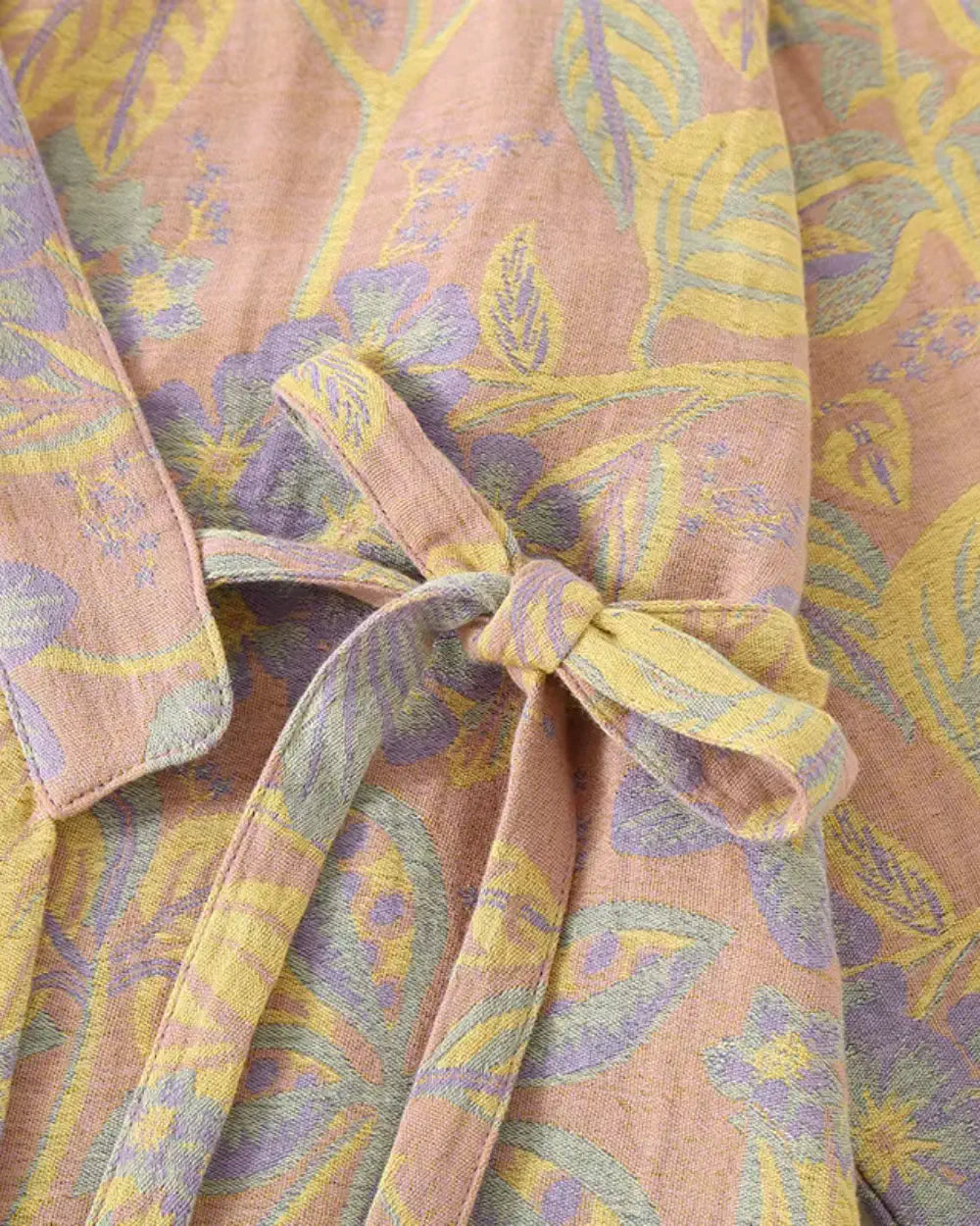 Peignoir kimono beige femme avec broderie florales Shironui