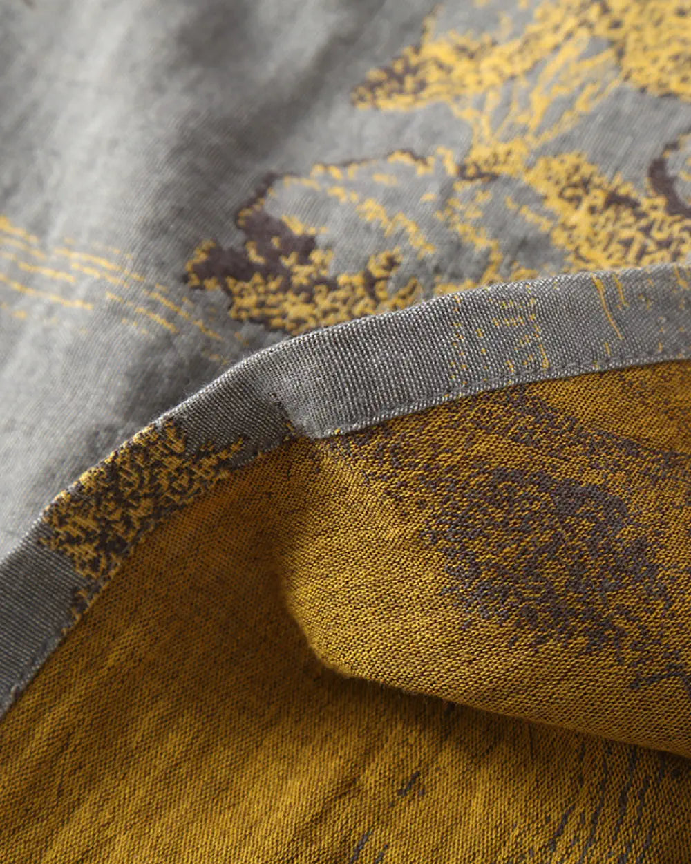 Peignoir kimono gris & or homme avec motifs japonais Seiryu