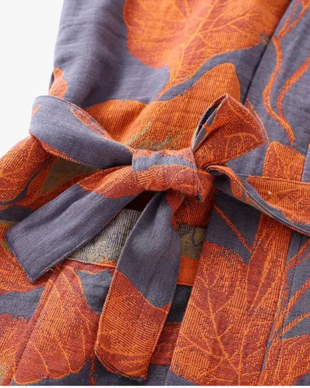 Peignoir kimono long femme orange avec motifs floraux japonais Kaede