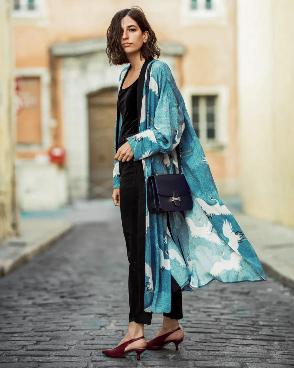 Robe japonaise femme turquoise motifs grues blanches Tsurumi