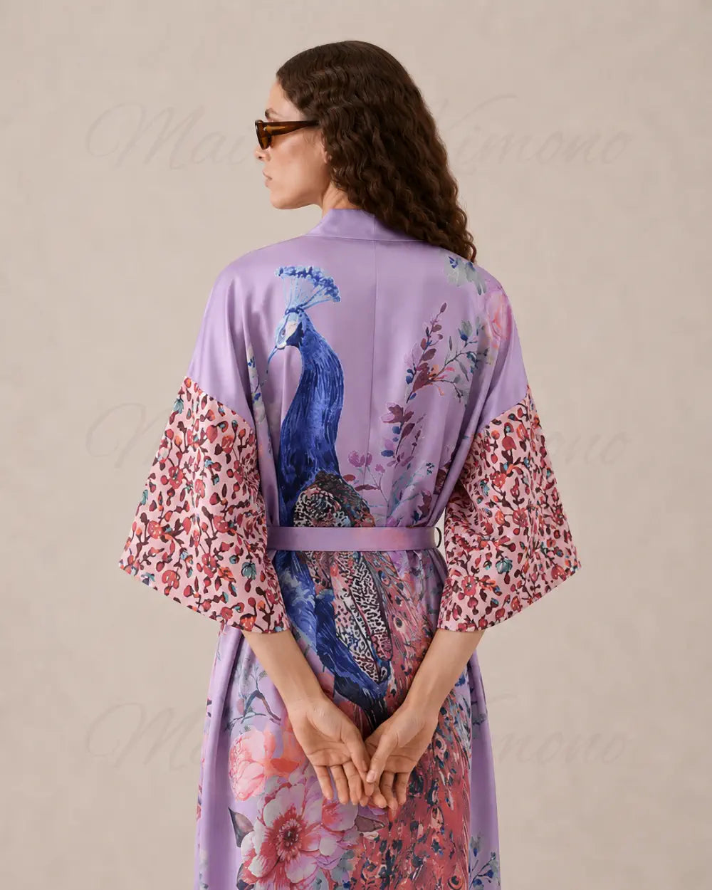 Robe japonaise femme violet paon fleuri