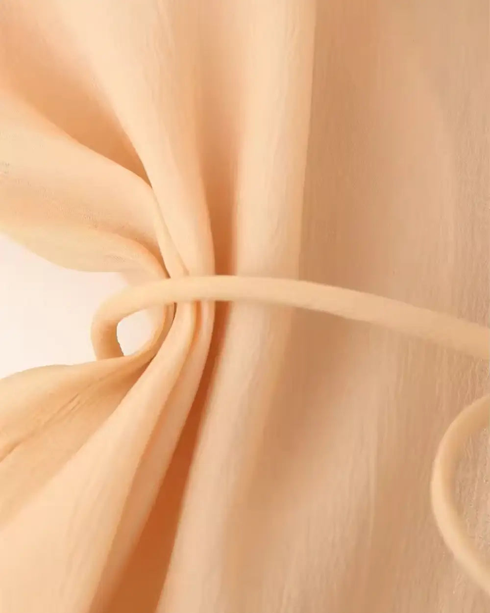 Veste kimono femme beige avec broderies florales dorees Hoshimi