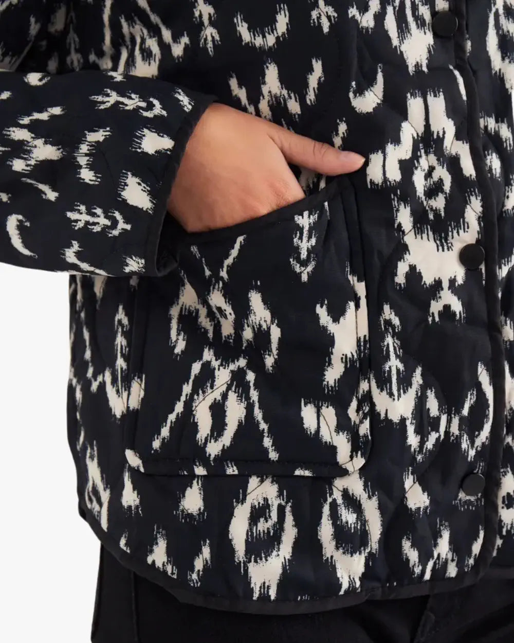 Veste kimono femme noir blanc style streetwear Kuroshiro