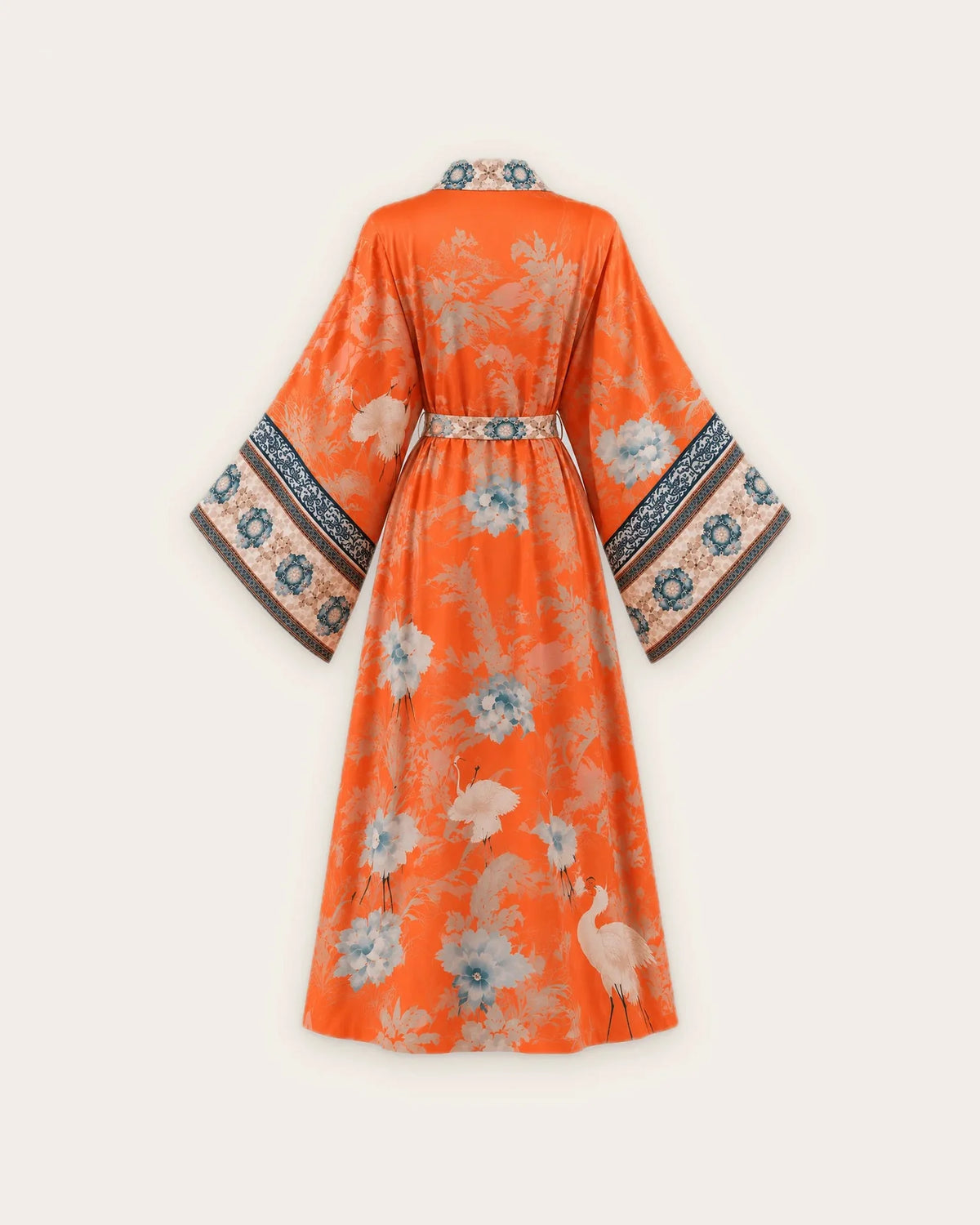 kimono plage femme orange motifs grues style japonais dos