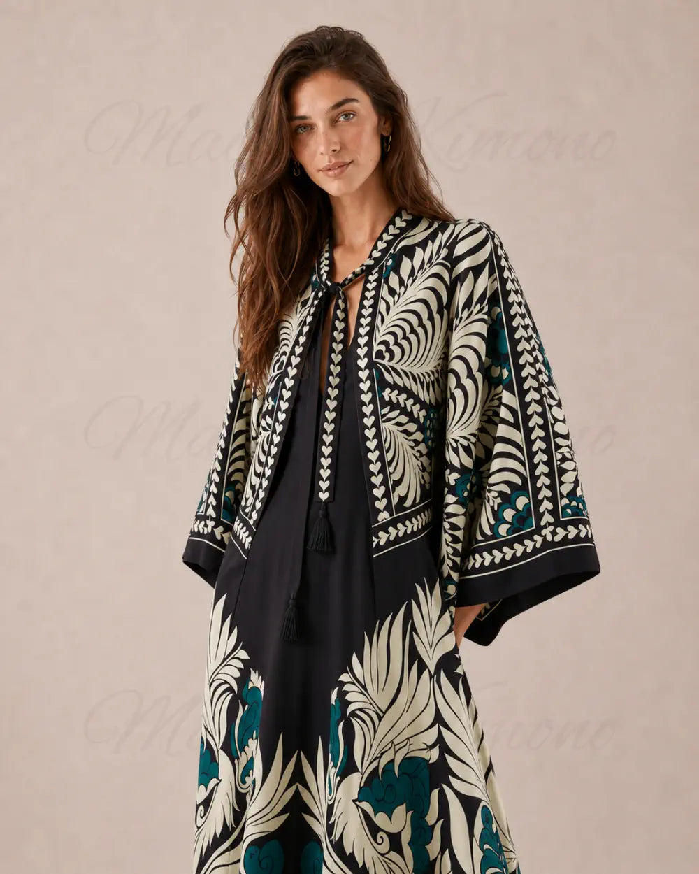 robe japonaise femme fleuri noir chic